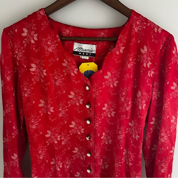 NWT Marnie West Vintage Satin Feeling Floral Red Pearl Button Dress Women’s 6 - Picture 4 of 14